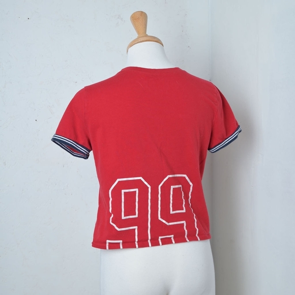 Hollister | red preppy cropped women's t shirt - Picture 2 of 11